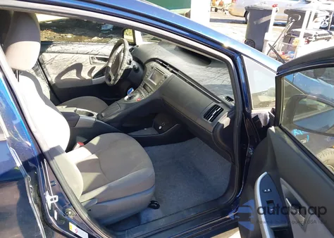 2014 Toyota Prius Three z USA, uszkodzony, nr VIN JTDKN3DU4E1778635